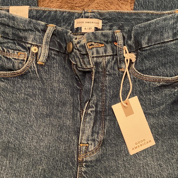 Good American jeans. Size 4/27. Inseam 28. With tags. - Picture 2 of 5